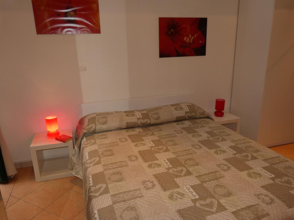 Residenza Piazza San Francesco Apartment โบโลญญา ห้อง รูปภาพ