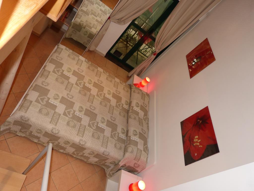 Residenza Piazza San Francesco Apartment โบโลญญา ห้อง รูปภาพ