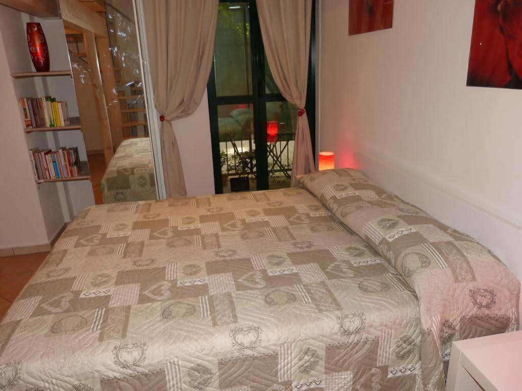 Residenza Piazza San Francesco Apartment โบโลญญา ภายนอก รูปภาพ